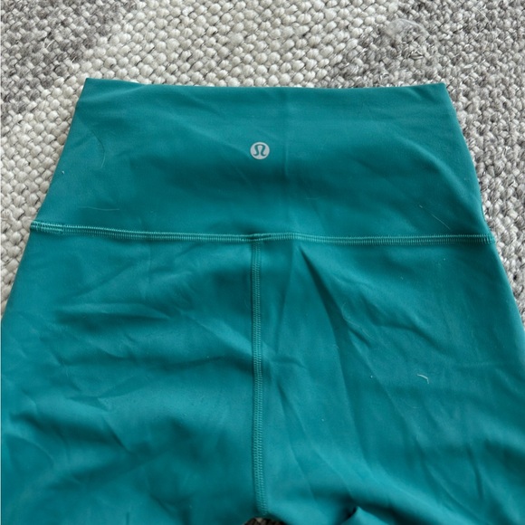 Lululemon Wunder Train Leggings - Picture 2 of 3